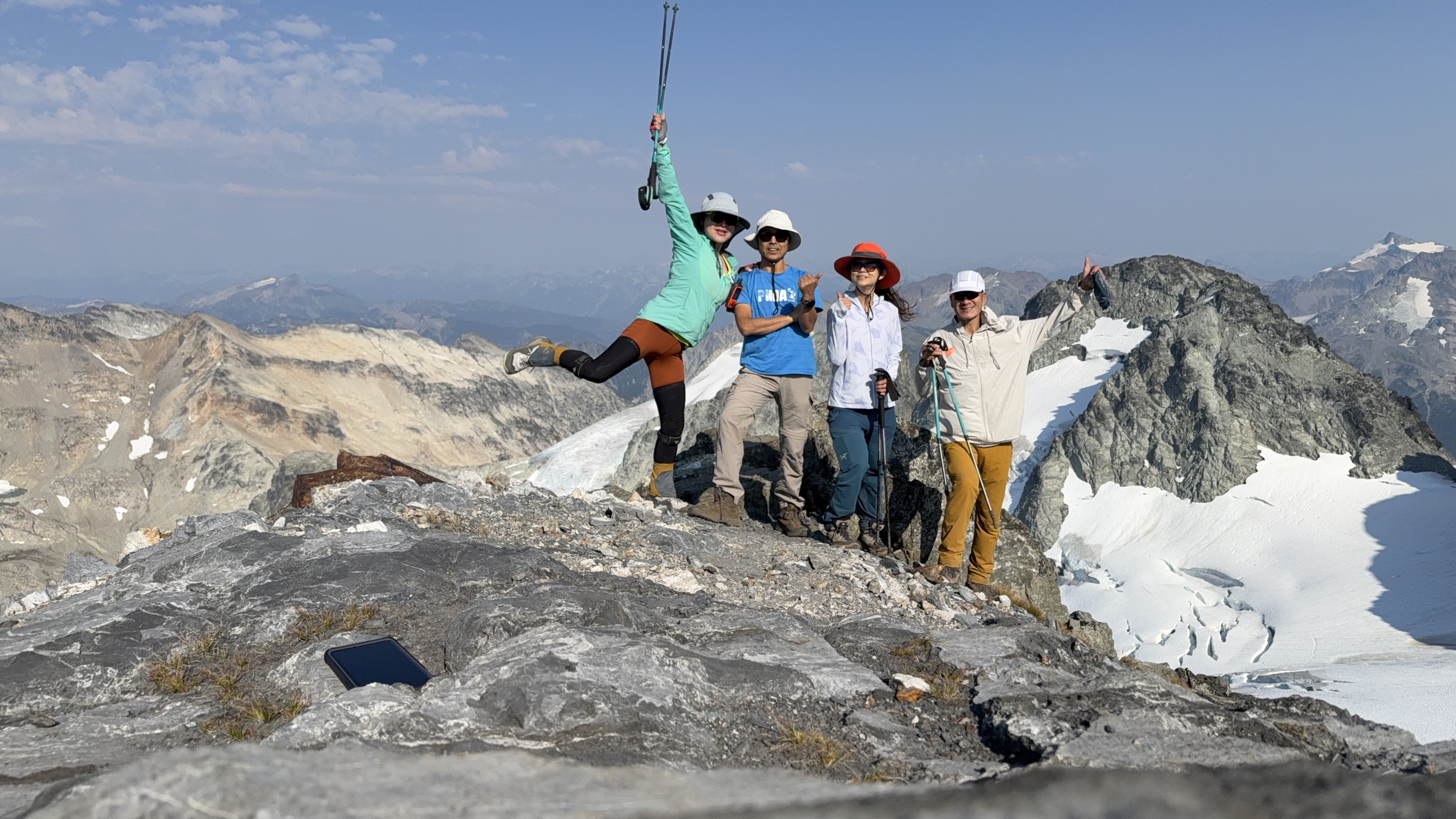 Group photo at Mount Overlord summit
