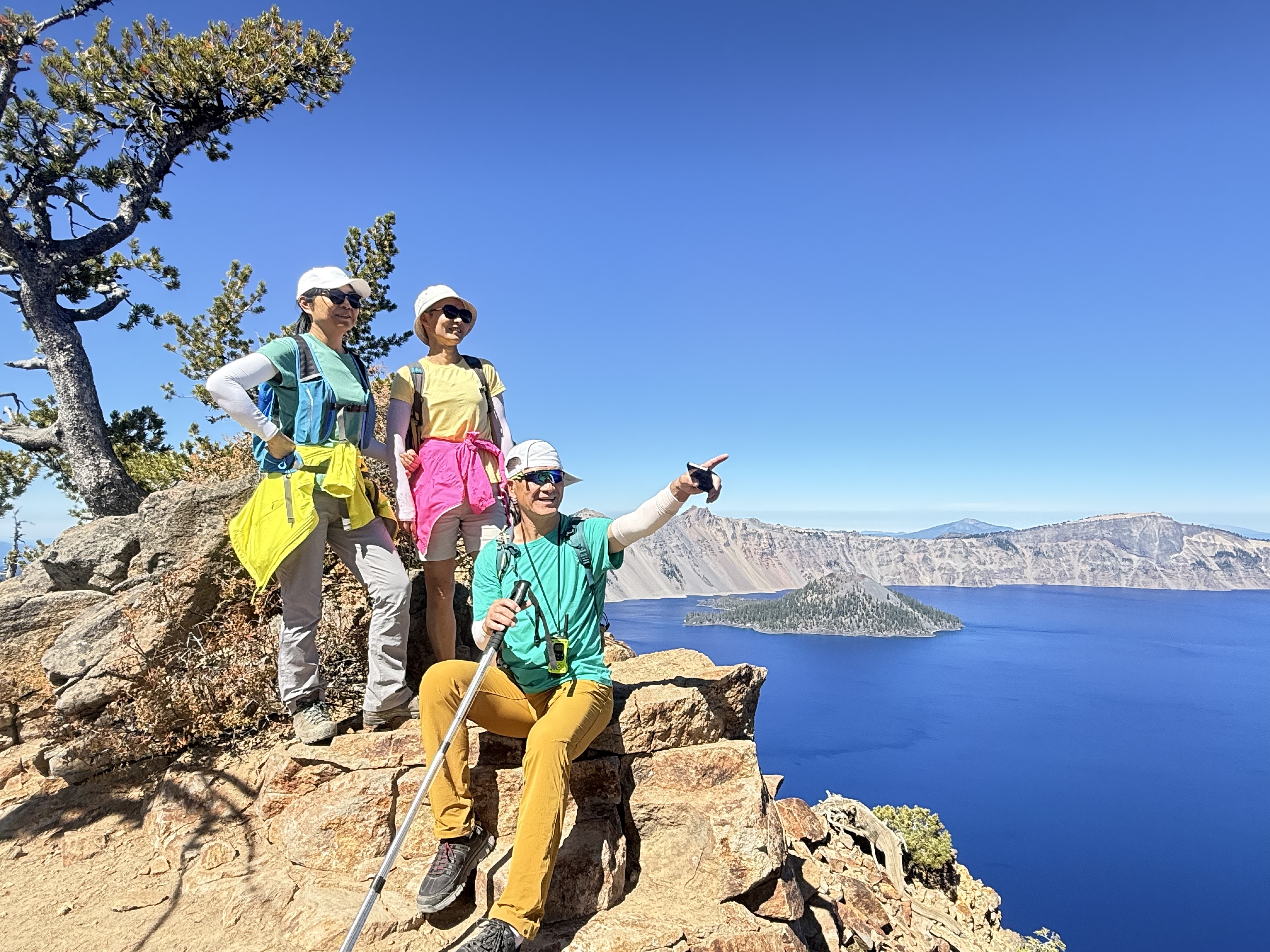Patrick, Jane and Melissa on the Garfield Peak Trail