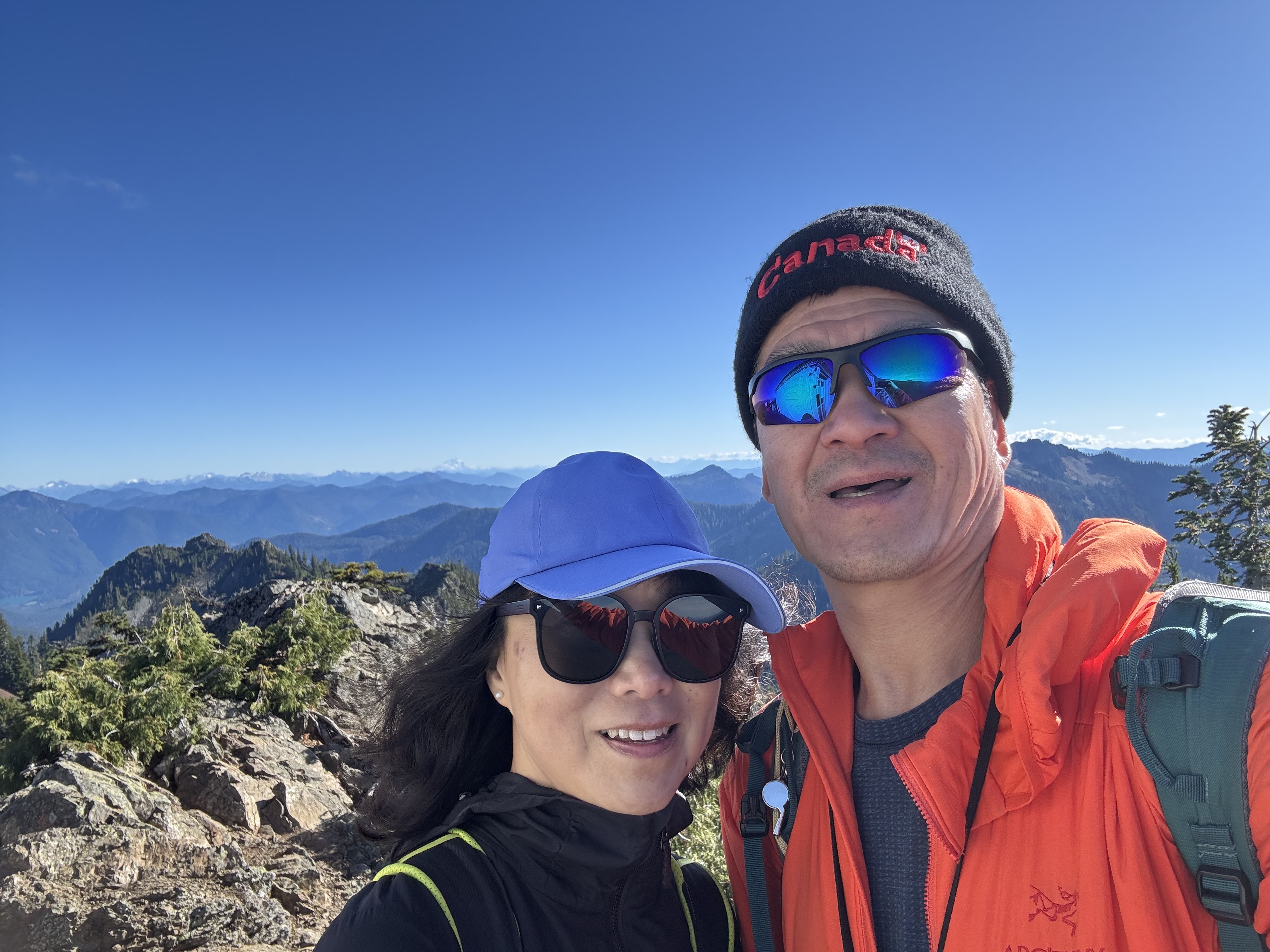 Liz and Patrick selfie at Park Butte Lookout