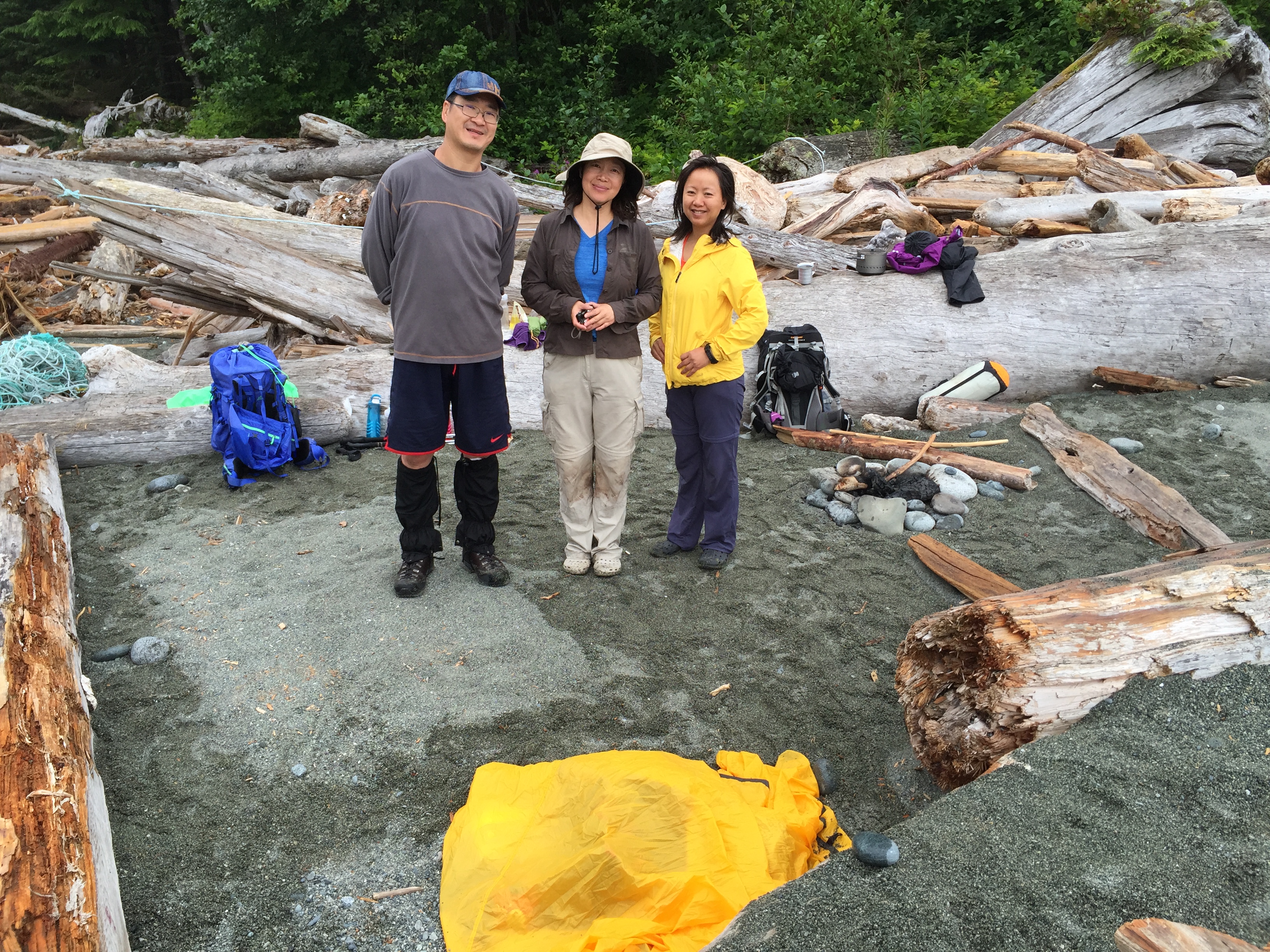 Helen and 白倚 from Ottawa