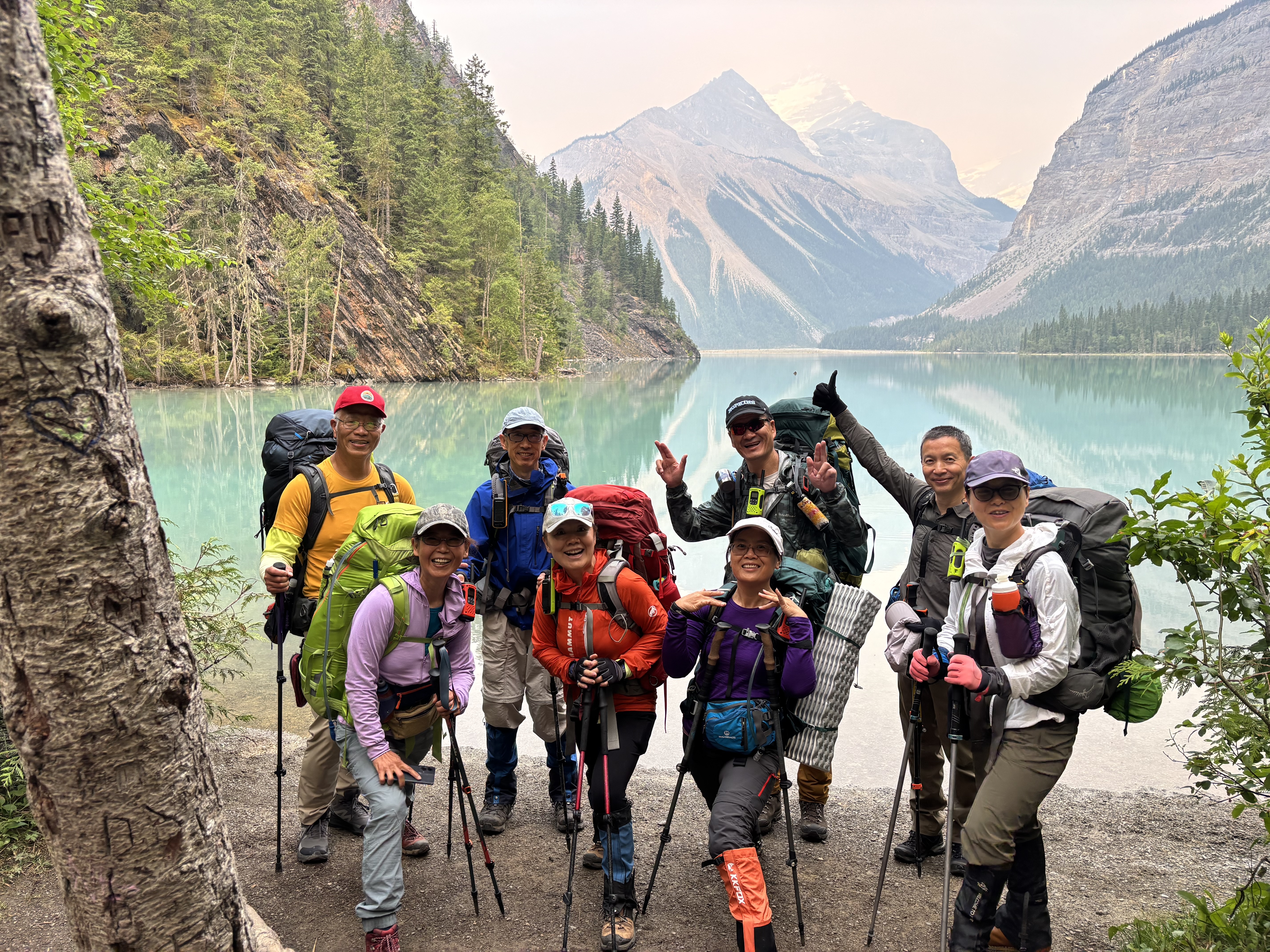 Group photo at Kinney Lake